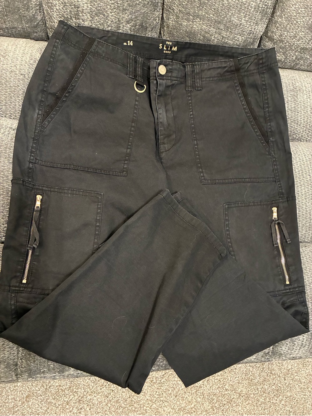White House Black Market - The Slim Crop pants
